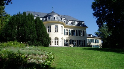 Die Villa Europa ist Sitz der Deutsch-Französischen Hochschule L’Université franco-allemande
