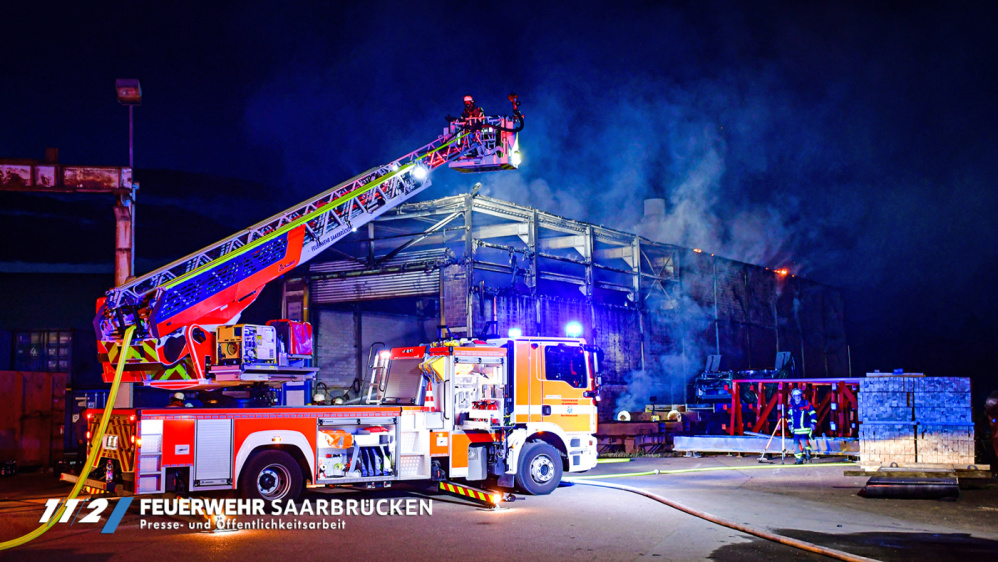 Lagerhallenbrand Dudweiler Lagerhallenbrand Dudweiler