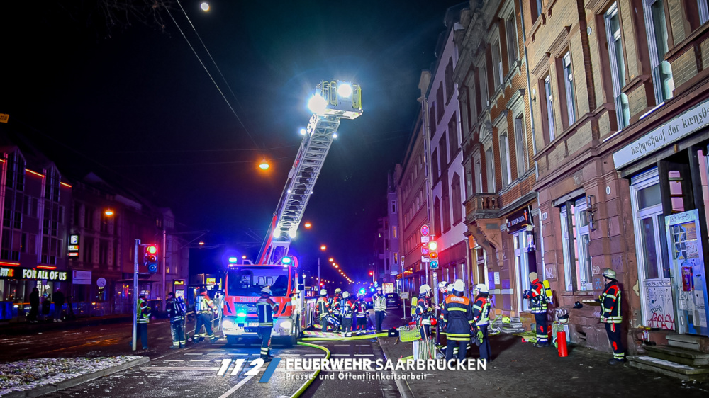 Einsatzfoto: Brand Ladenlokal in der Mainzerstraße , 04.01.2026 Einsatzfoto: Brand Ladenlokal in der Mainzerstraße , 04.01.2026